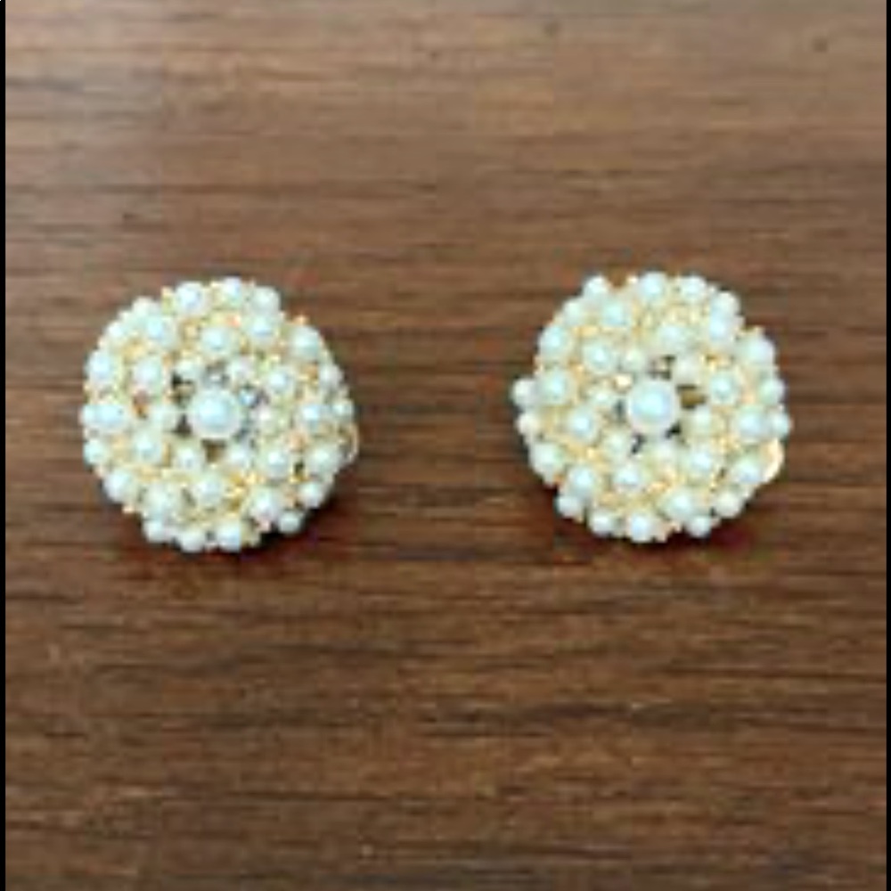 Vintage Goldtone Faux Pearl Button Clip Earrings